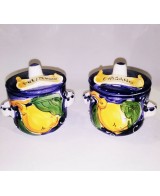Spice jar with handles