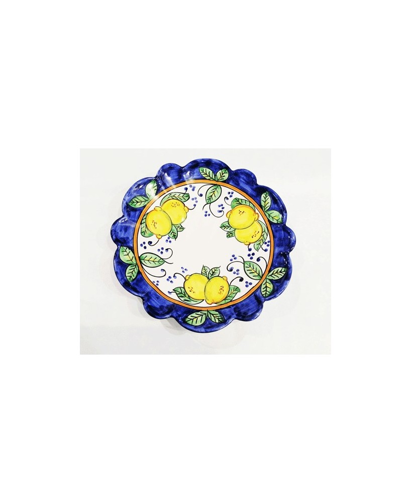 Daisy-shaped centerpiece