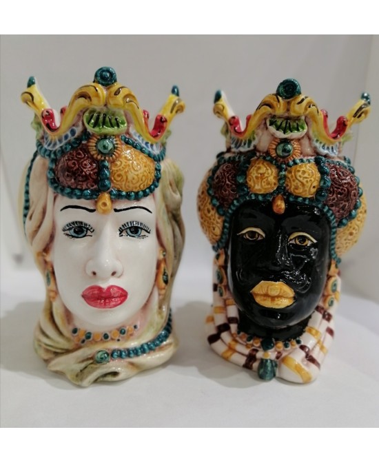 pair of heads cm. 20